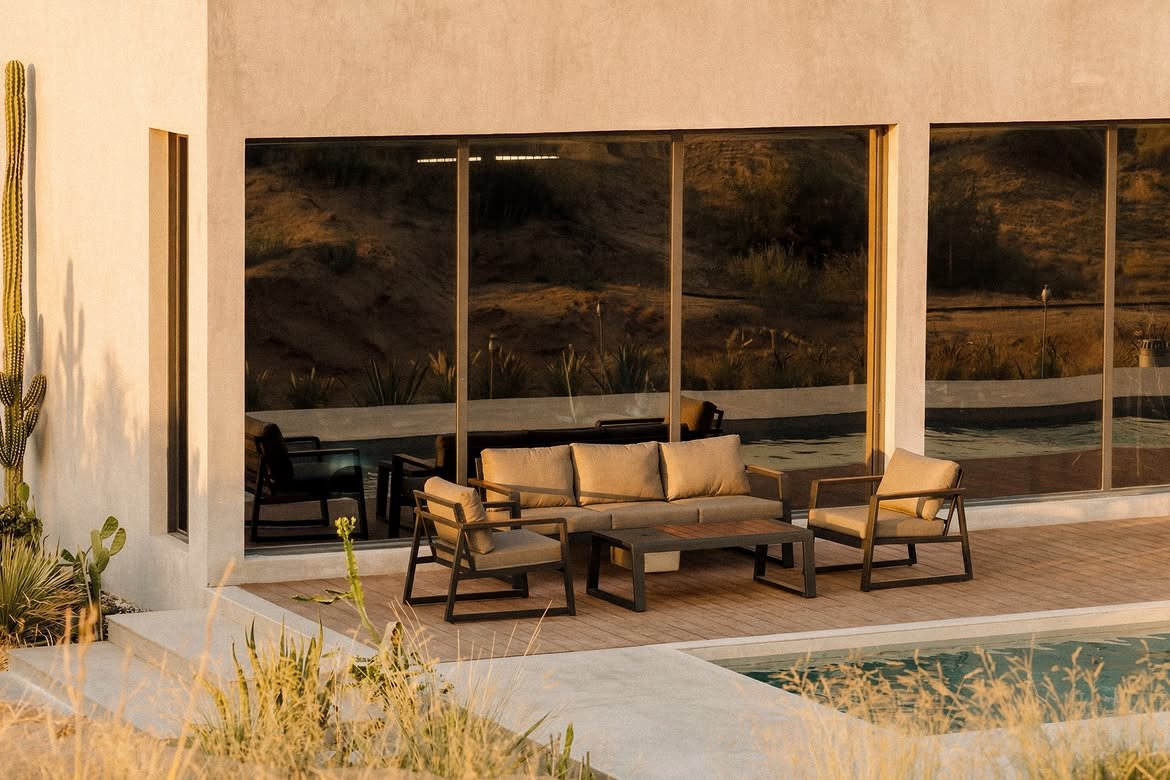 Poolside seating